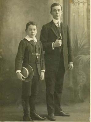 1910: Robert and Eddie