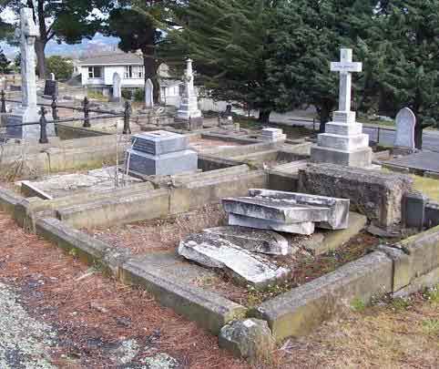 Image of vandalised grave