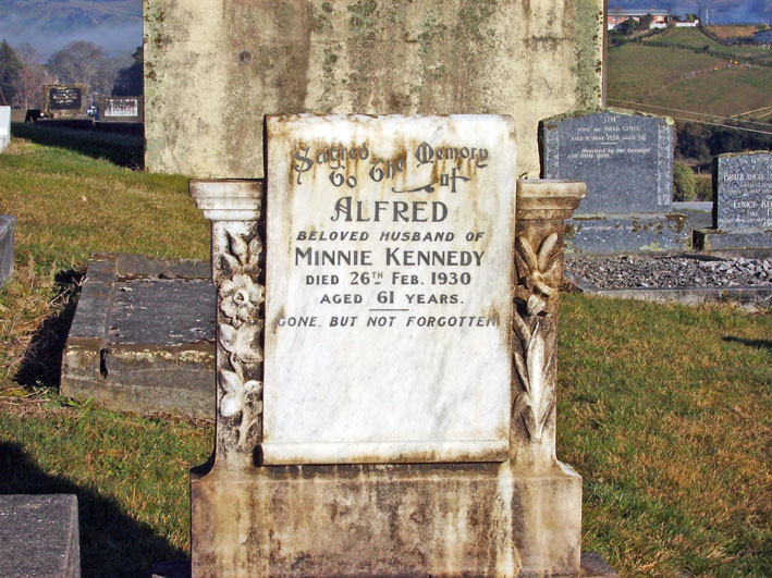 Image of Alfred KENNEDY’s grave. 