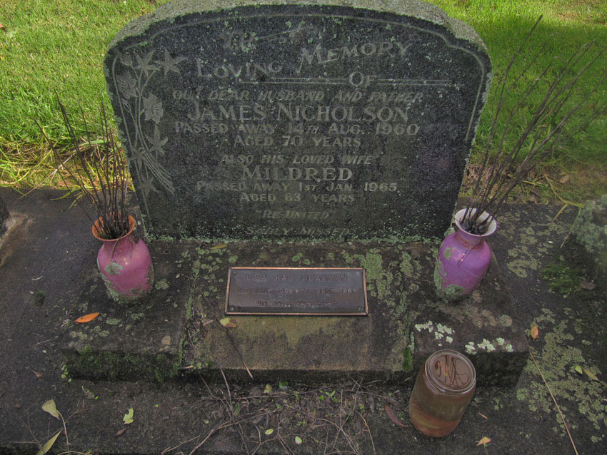 Image of grave of James NICHOLSON & Mildred NICHOLSON (née STRONG). 