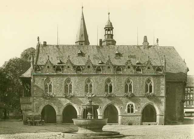 Image of Goslar Council Chambers.